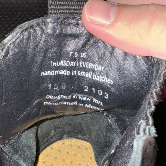 Thursday Boot Company Legend Black Matte Leather Chelsea Boots Women’s Size 7.5 - Picture 9 of 9